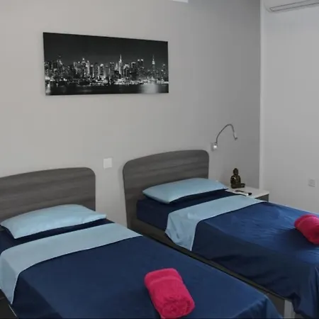 Eros Apartamento *